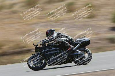 media/Apr-20-2025-AHRMA (Sun) [[393a79c373]]/Race/Group 10/Turn 4b/